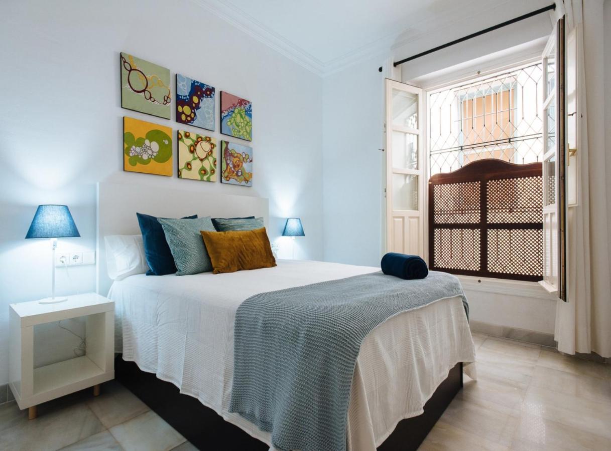 Holi-Rent Lanza Apartment Севиля Екстериор снимка