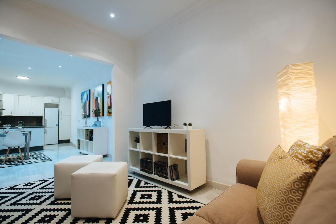 Holi-Rent Lanza Apartment Севиля Екстериор снимка
