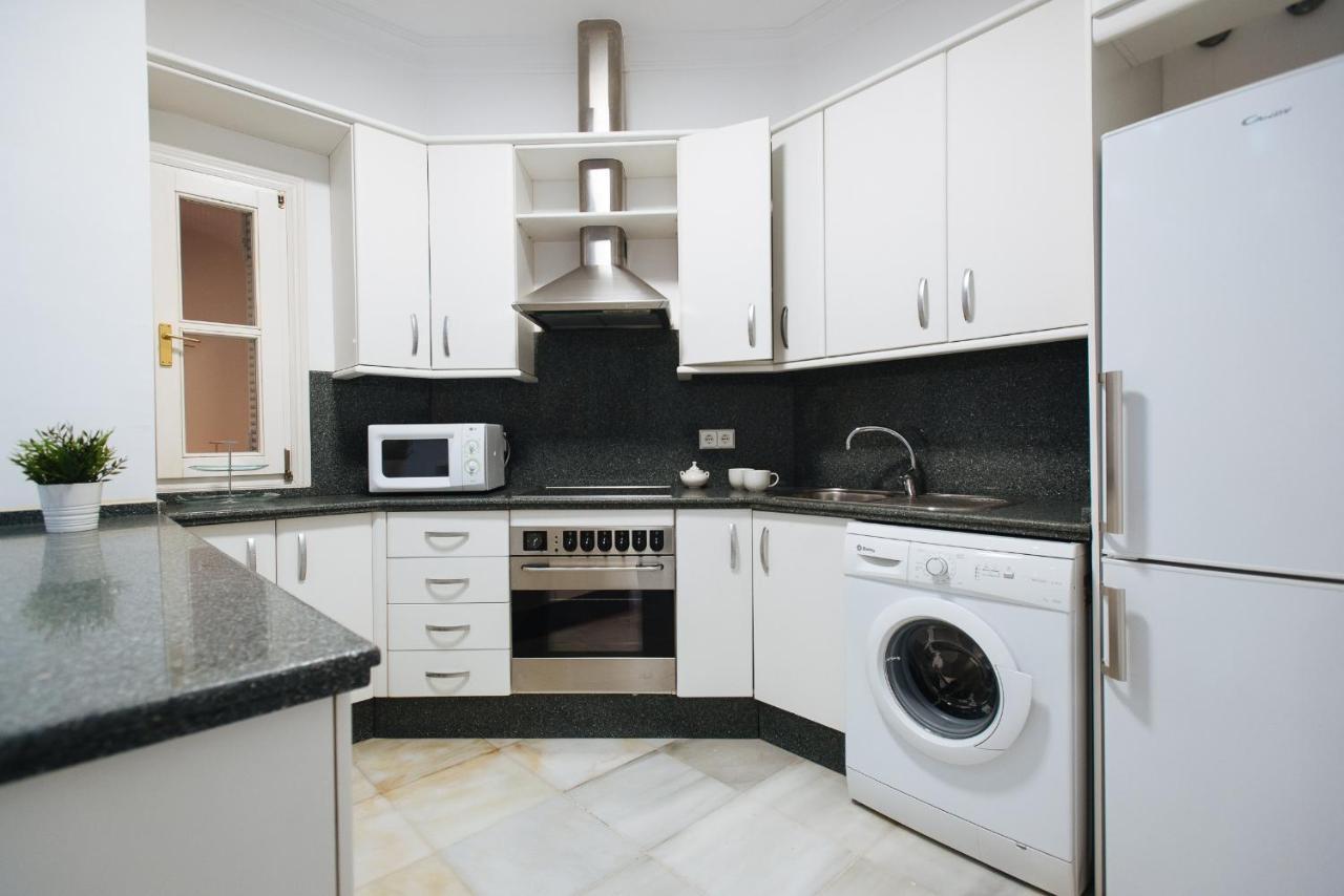 Holi-Rent Lanza Apartment Севиля Екстериор снимка