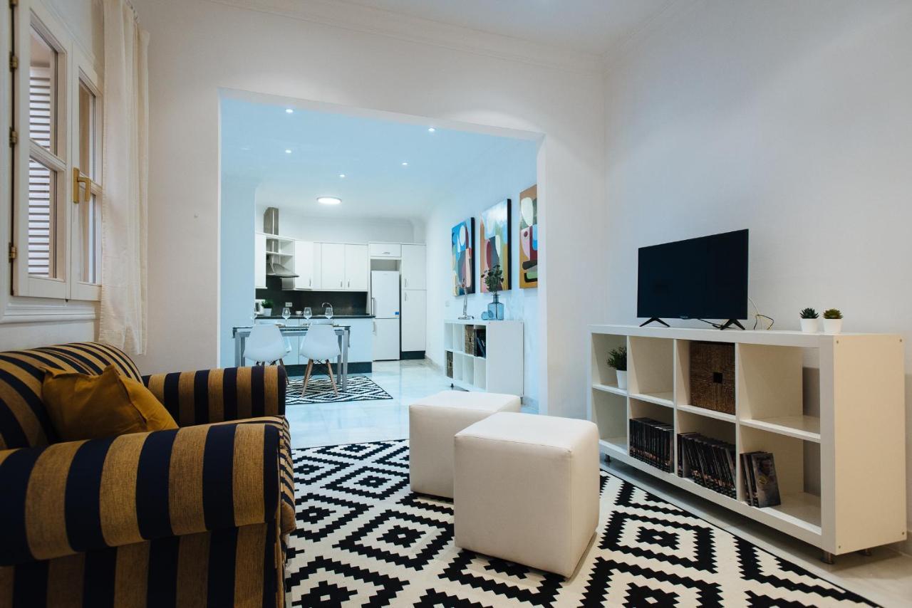 Holi-Rent Lanza Apartment Севиля Екстериор снимка