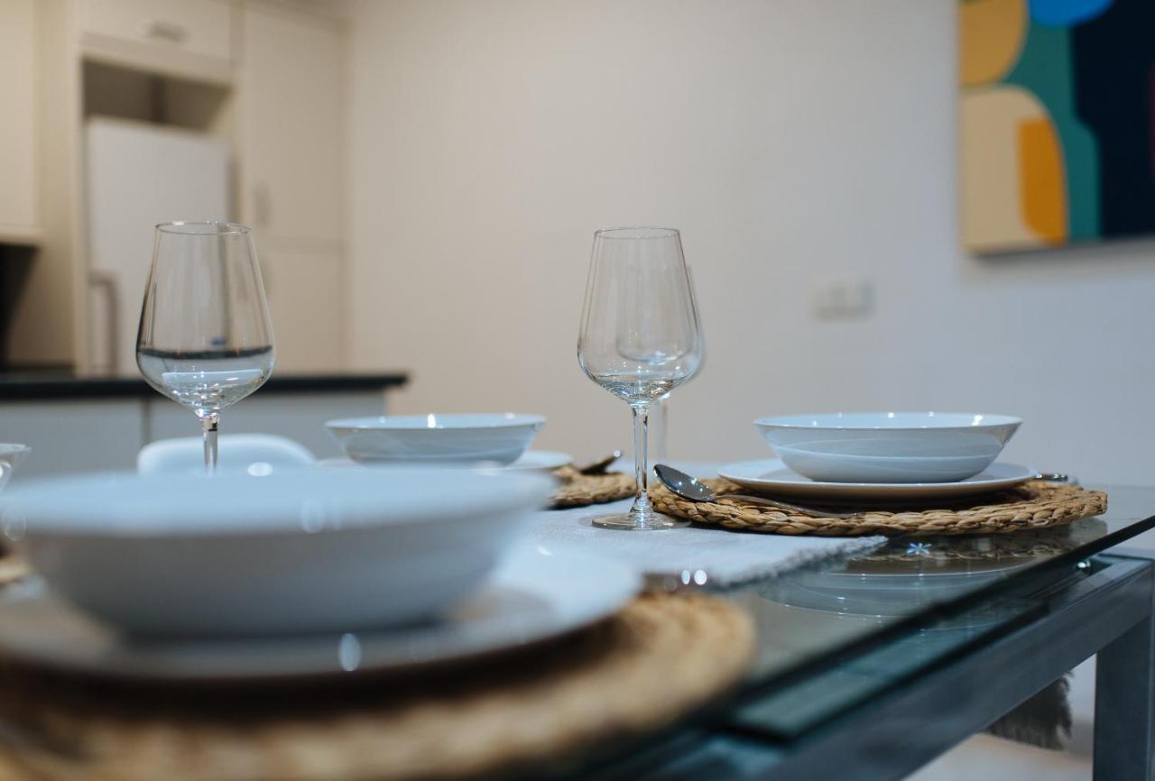 Holi-Rent Lanza Apartment Севиля Екстериор снимка